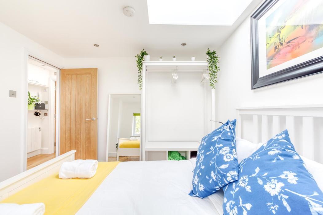 Central Bright 3 Bed Flat With Pool & Parking Edinburgh Dış mekan fotoğraf